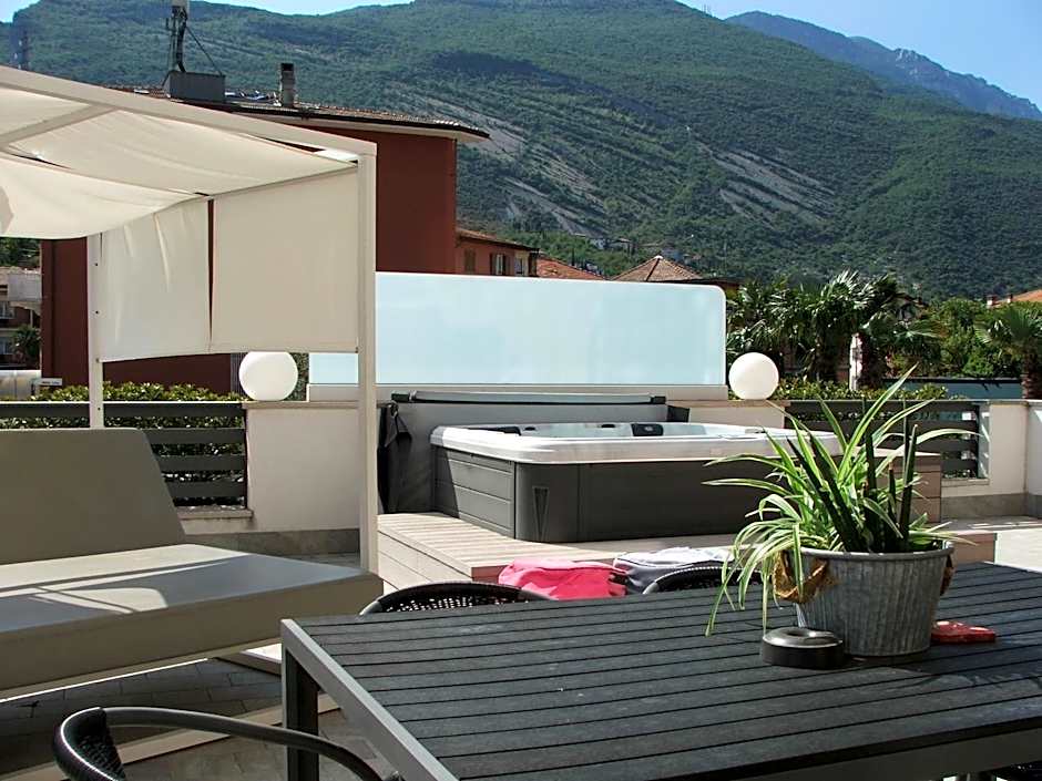 Hotel Aurora & Appartamenti