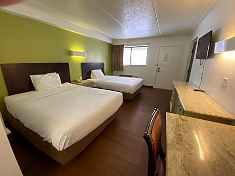 Standard Queen Room with Two Queen Beds - Non Smoking