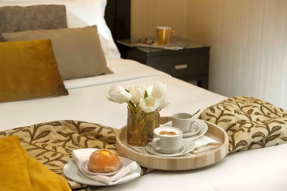 Yes Hotel