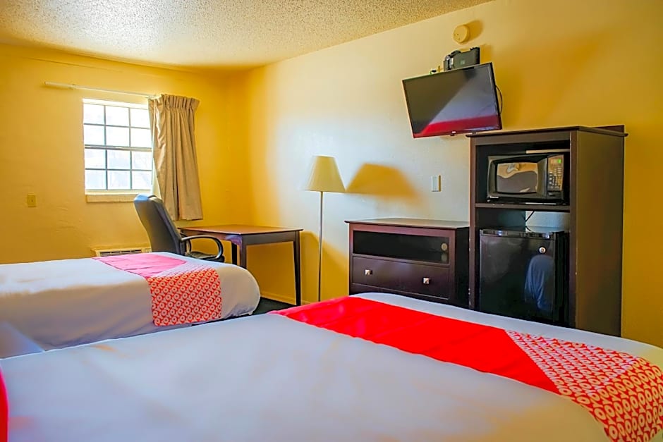 OYO Hotel Duncan, OK Hwy 81 Near Chisholm Casino