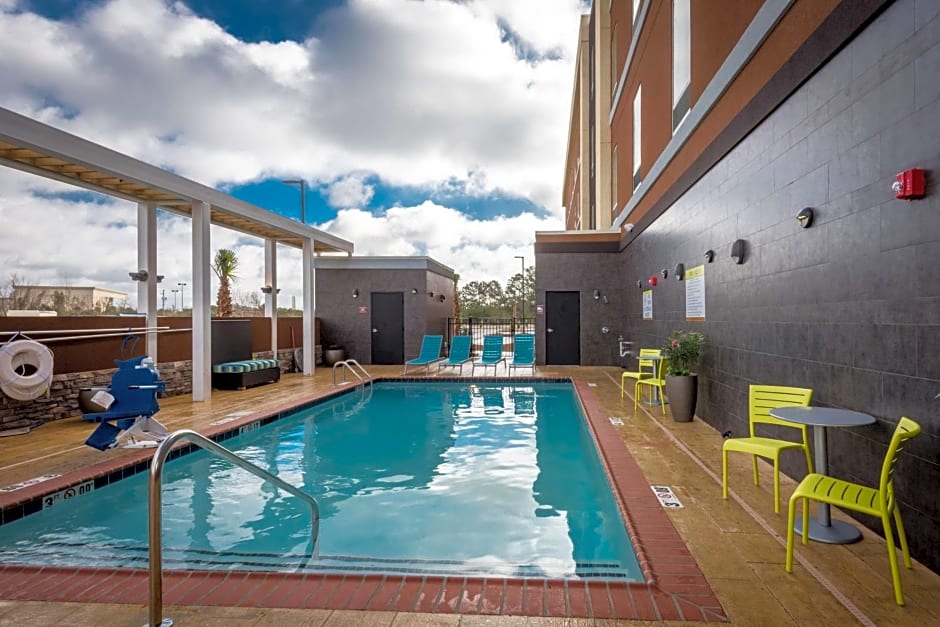 Home2 Suites by Hilton Gulfport, MS