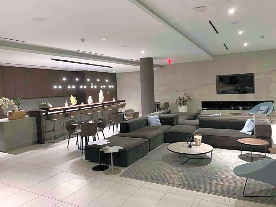 Luxury Oceanview Studio at Miami Design District