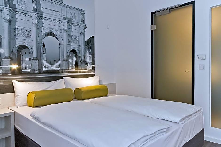 Super 8 by Wyndham Munich City North