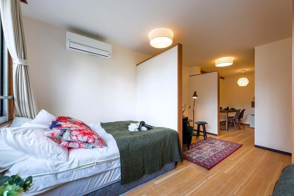 TORA HOTEL Tokyo Ueno 寅ホテル 上野 D