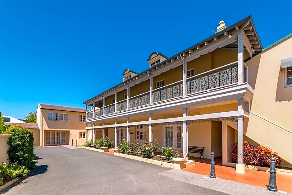 The Clifton Motel