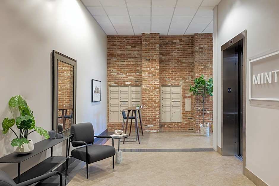 Mint House Greenville - Downtown