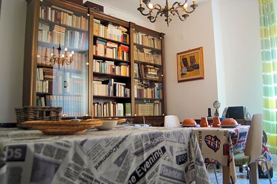 B&B Bibliotechina