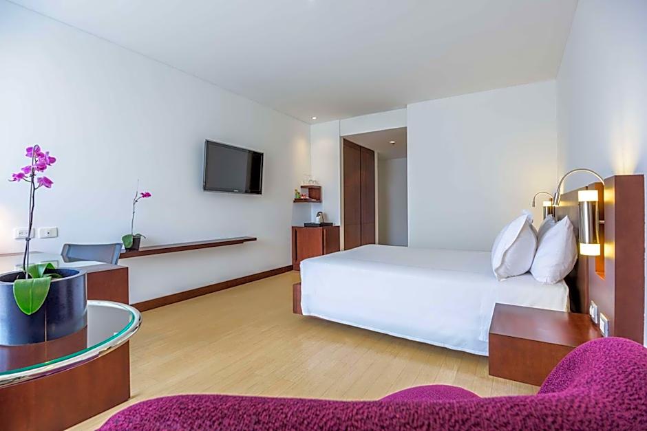 NH Bogota Urban 93 Royal