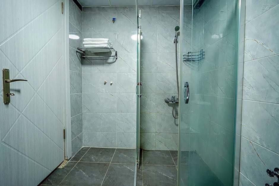 YASAM HOTEL