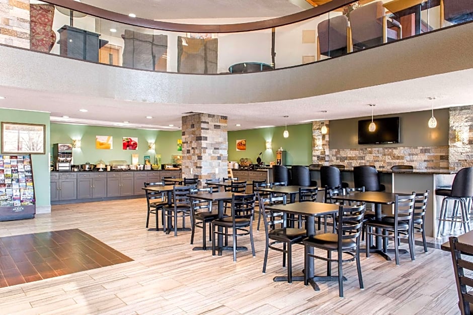 Quality Inn & Suites Miamisburg - Dayton South