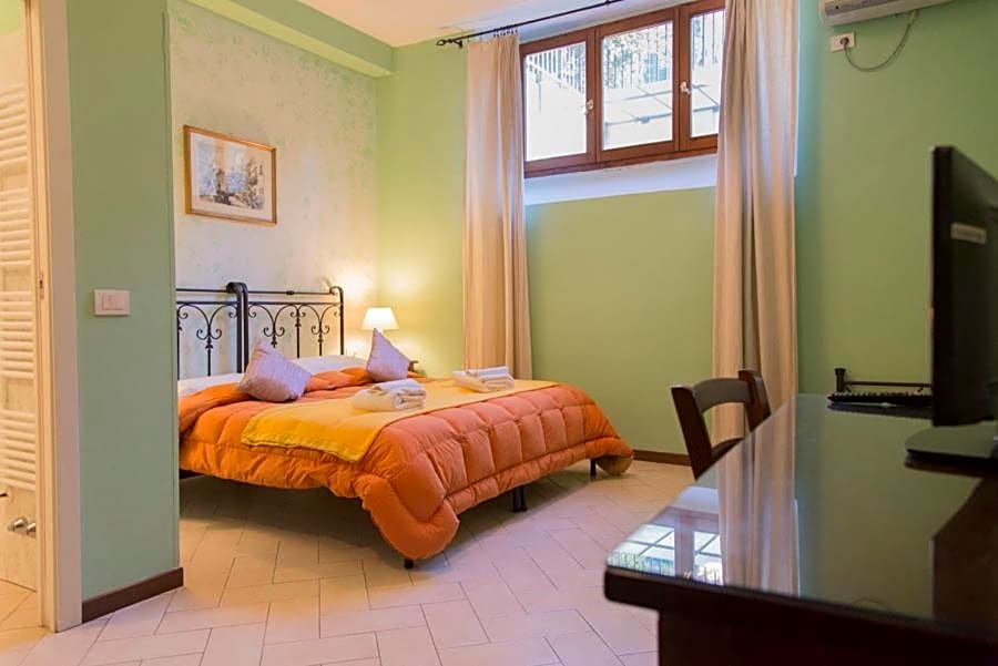 Florence Decamerone B&B