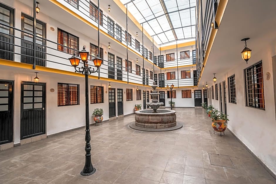 Cinco de Mayo Hotel