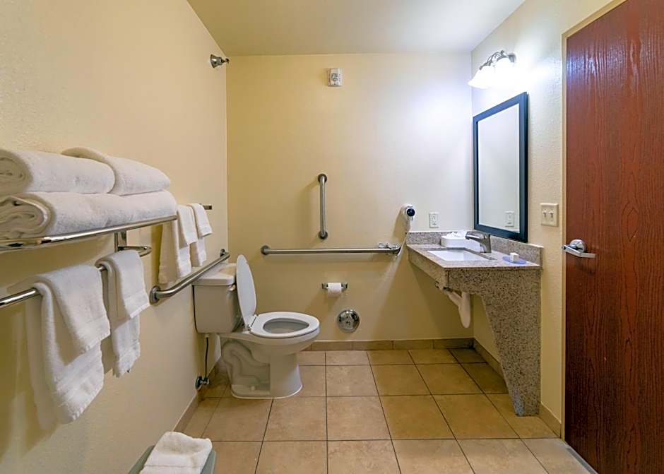 Cobblestone Inn and Suites - Eaton