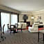 Holiday Inn Express & Suites Naples Downtown - 5th Avenue