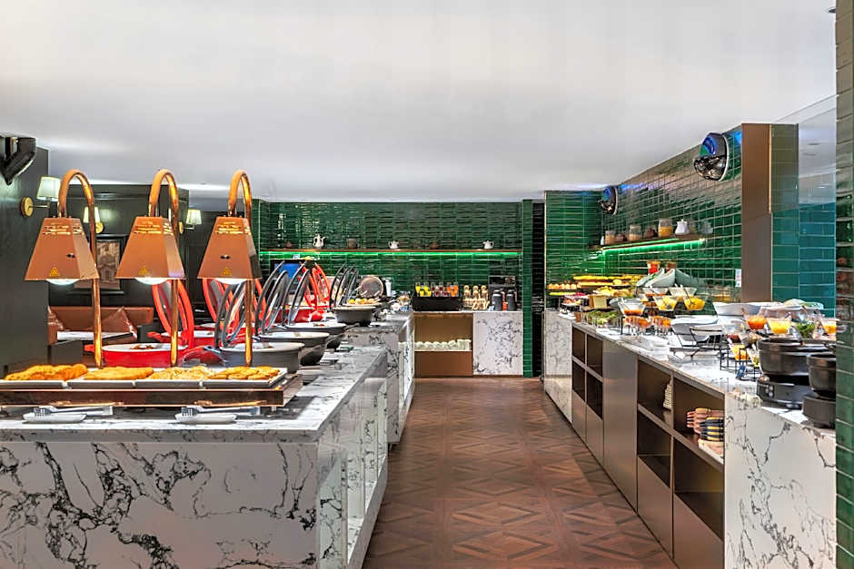 President Hotel (Guangzhou Tianhe Gangding Subway Station Store)
