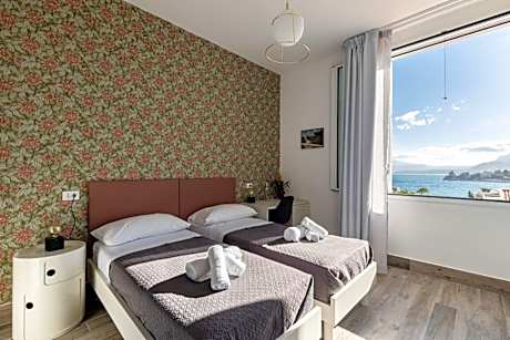 Double or Twin Room with Sea View