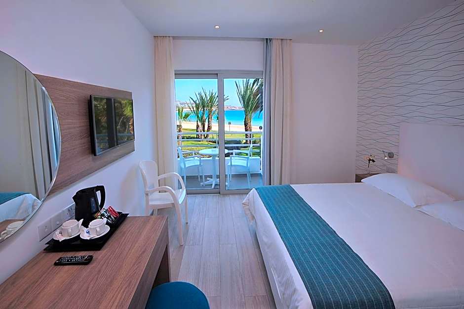 Okeanos Beach Boutique Hotel
