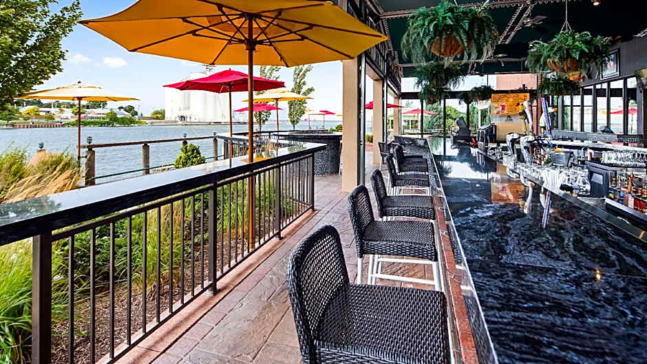 Best Western Plus Captain's Quarters