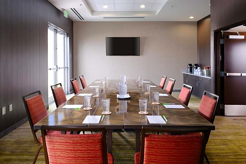 Courtyard by Marriott Dallas Plano/The Colony