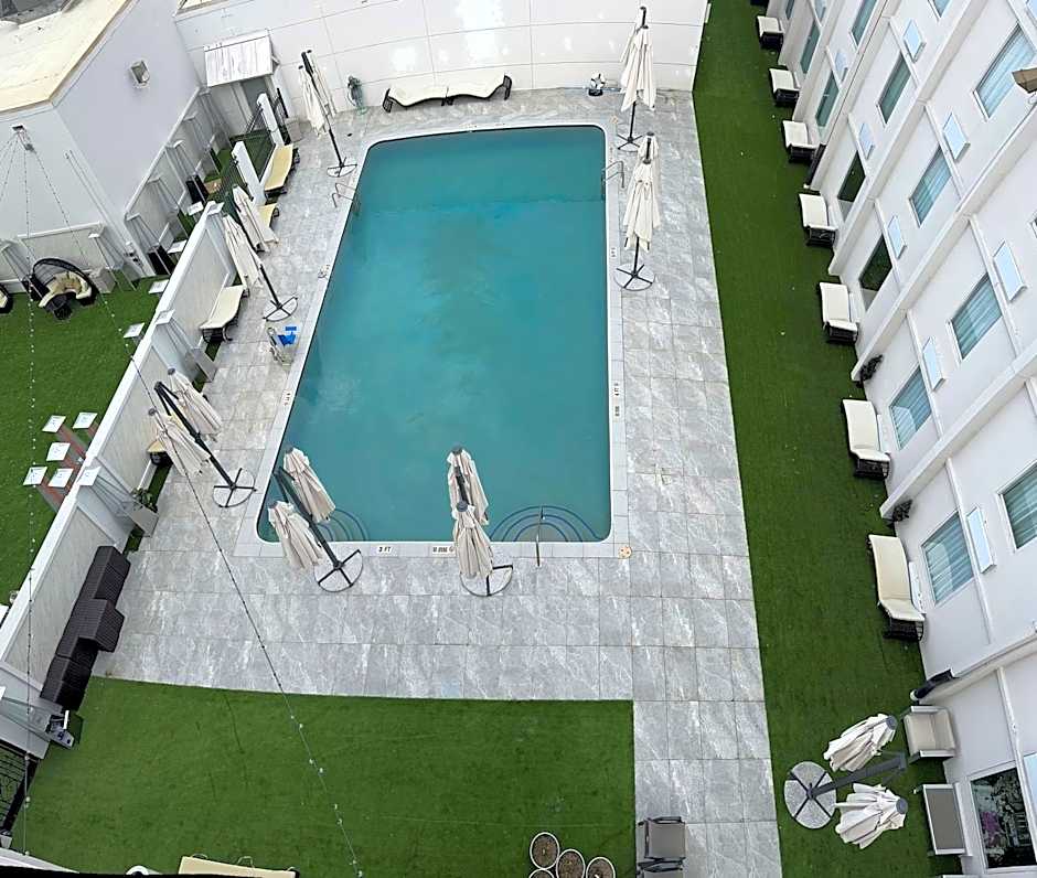 Ramada by Wyndham DFW Airport