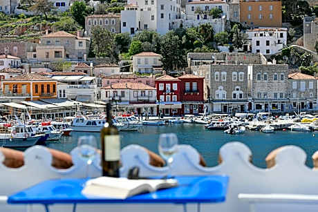 Delfini Hotel