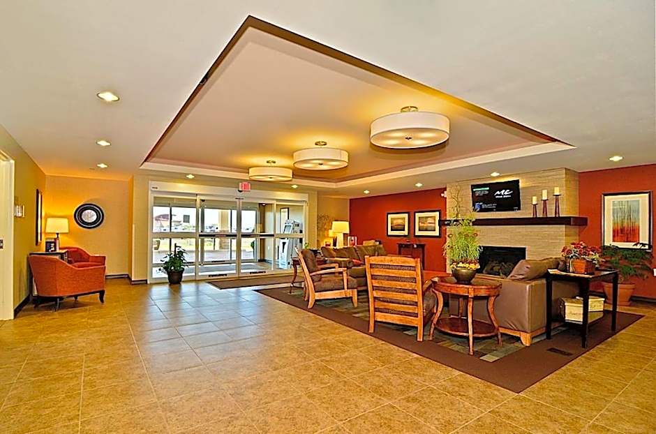 Hawthorn Suites by Wyndham Dickinson