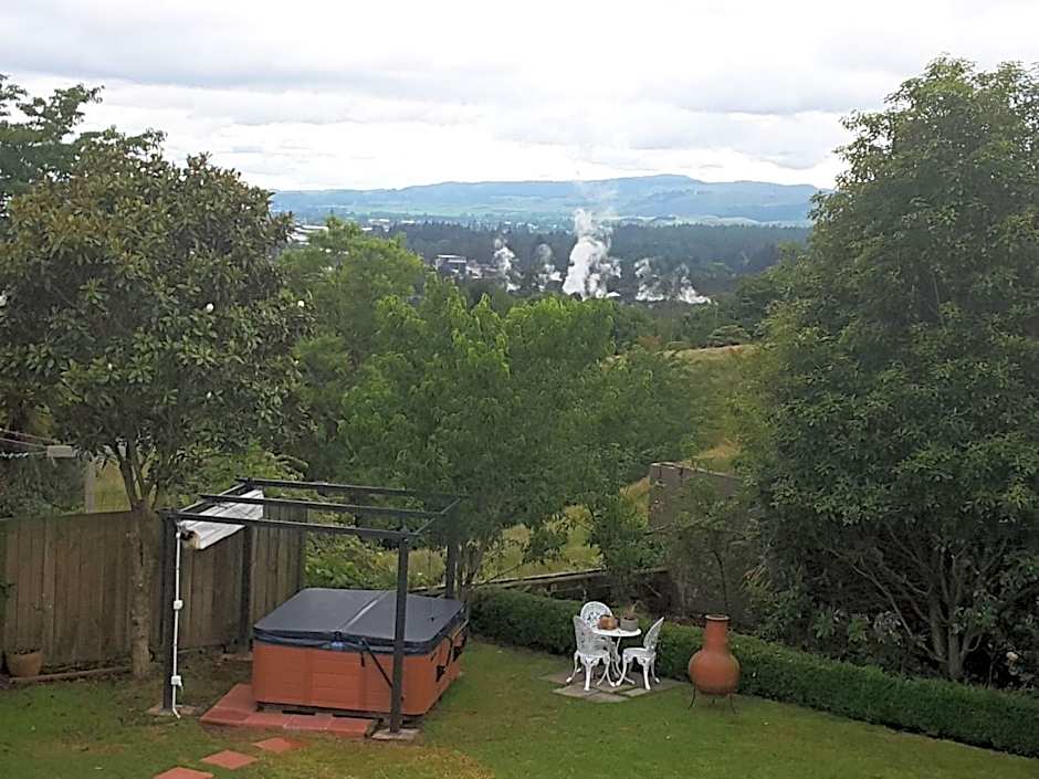 Geyser Lookout BnB