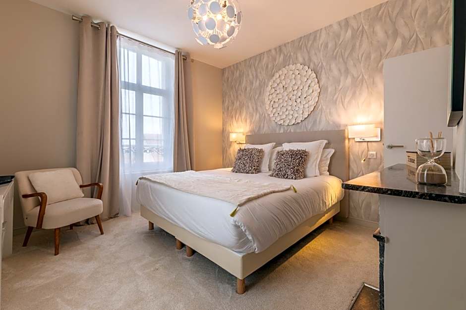 Hôtel Échappée en Baie - Parking privé gratuit dont forfaits bornes électriques réservable