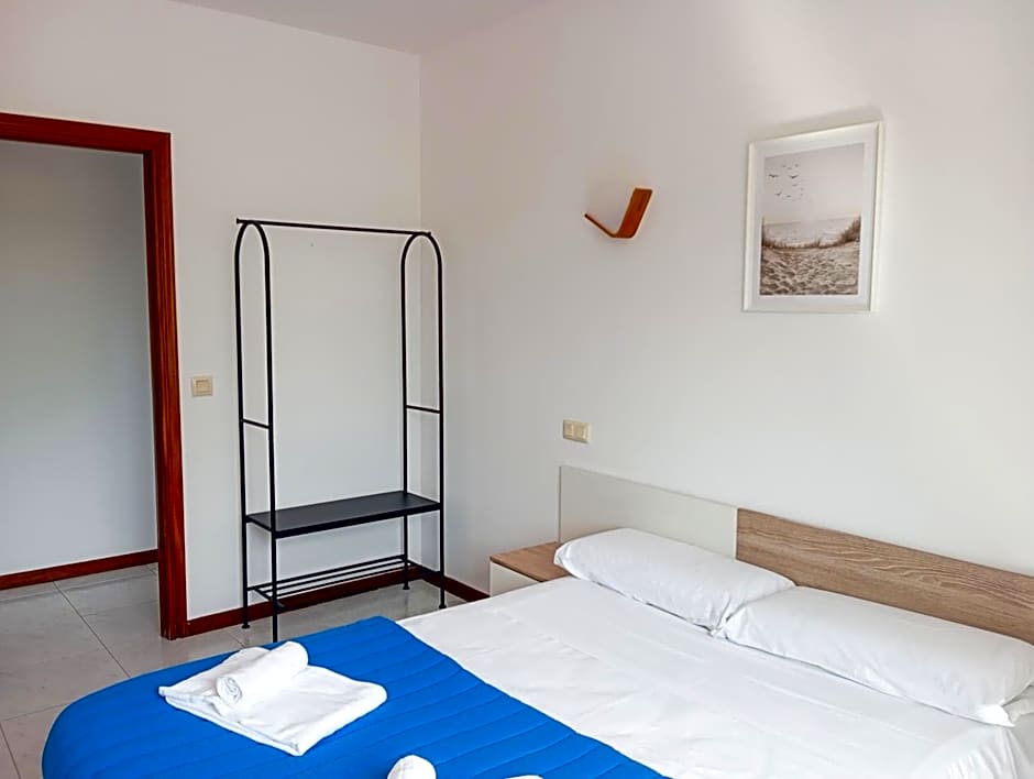 Apartamentos Revo Salinas 3000