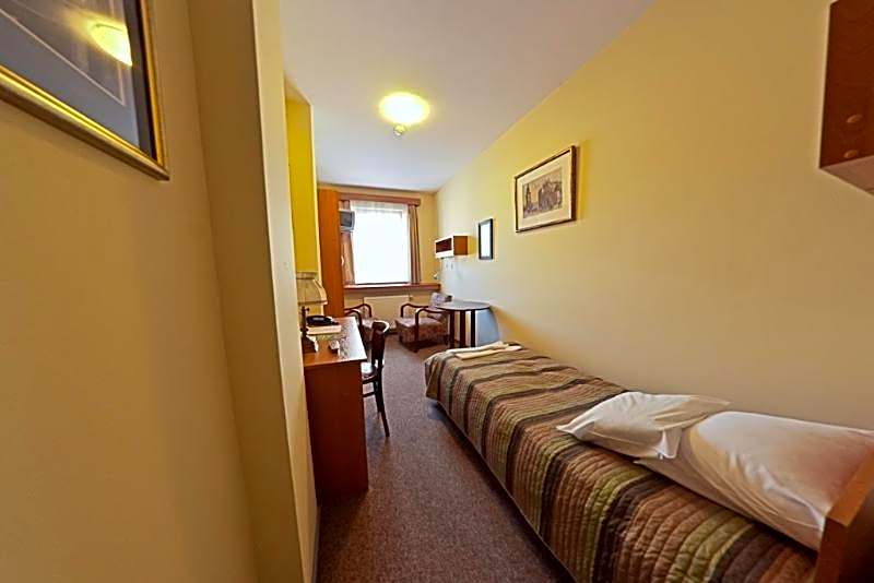 Hotel Alef