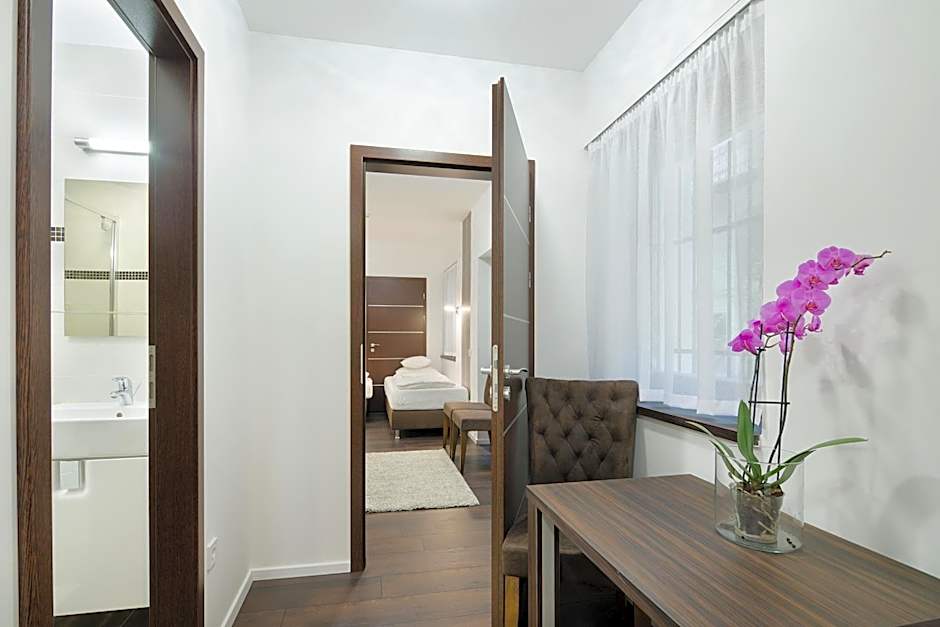 Paulay Downtown Apartments