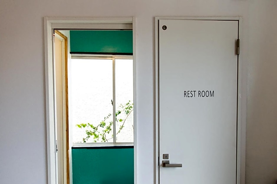 MEEDAFU'S YUI HOSTEL and COFFEE