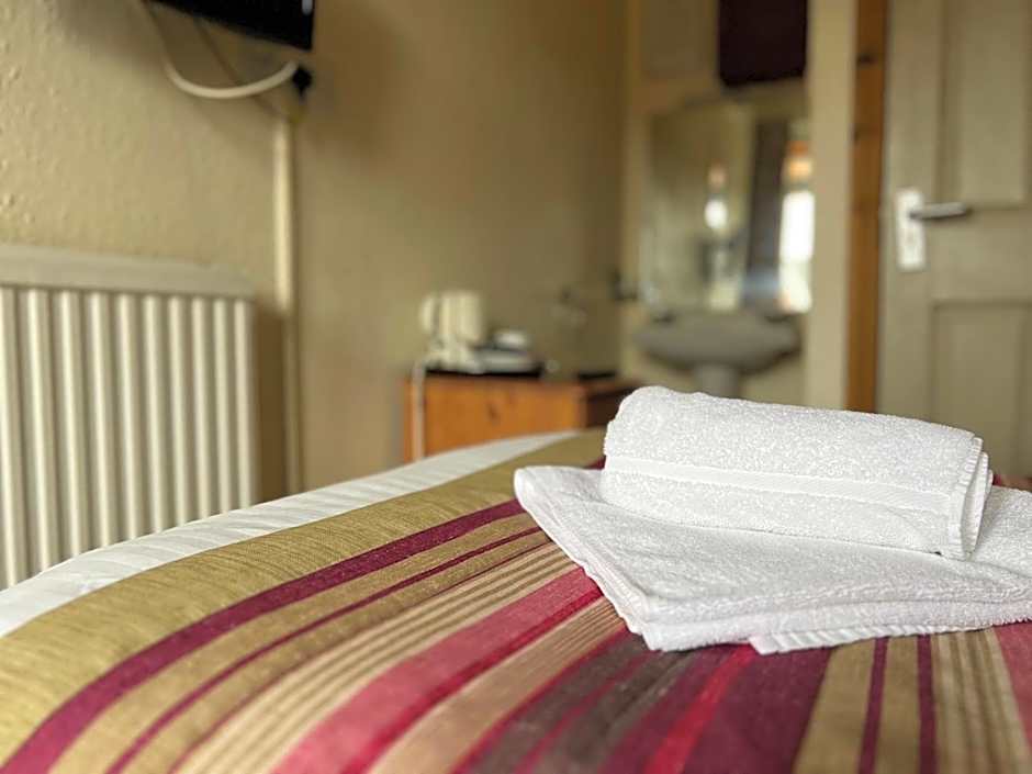 Hurst Dene Aparthotel