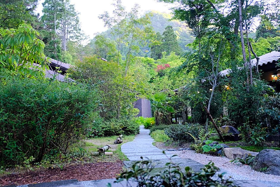 Arimasansoh Goshobessho - Luxury Hot Spring Villa