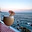 Hotel Luz de Mar ' right on the beach