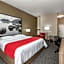 Super 8 by Wyndham Mont Laurier