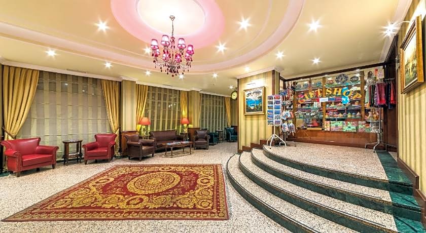 Grand Yavuz Hotel