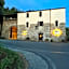 Madonna del Poggio B&B