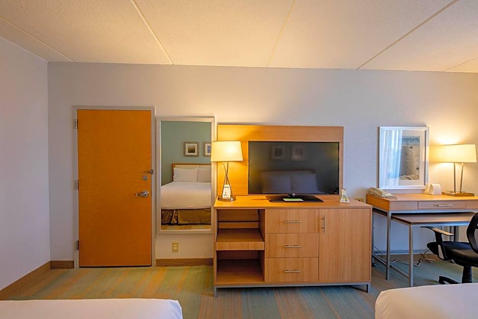 Holiday Inn Manahawkin/Long Beach Island Hotel By IHG