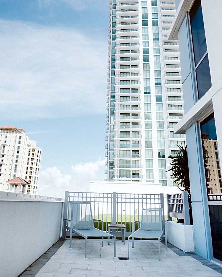 Hyatt Place St Petersburg - Downtown