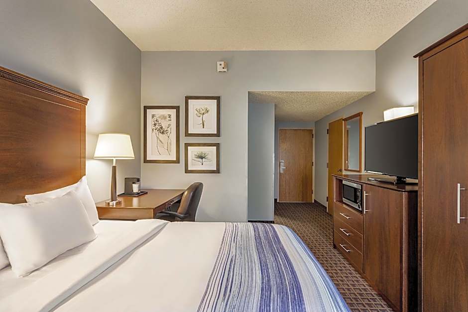 AmericInn by Wyndham Madison West