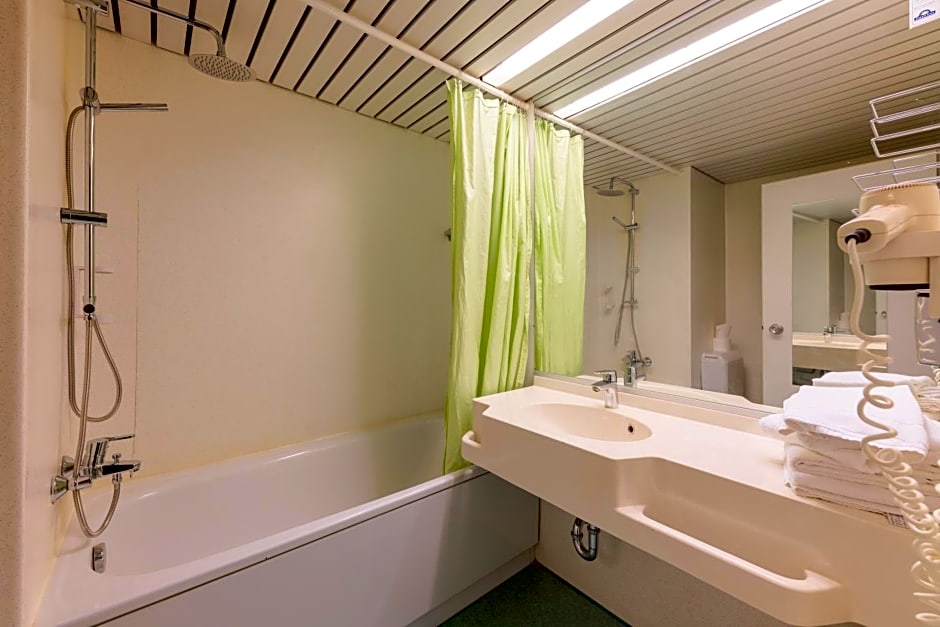 Hessenland Hotel Kassel Innenstadt by Stay Awesome