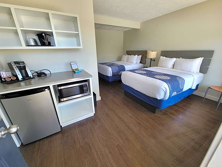 Brio Beach Inn