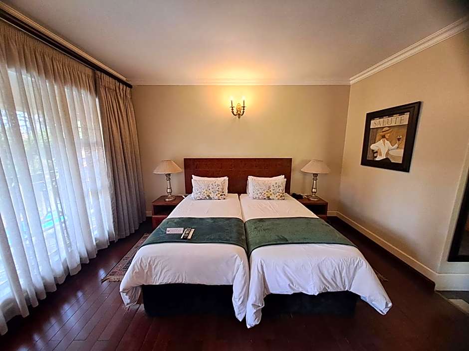 Three Rivers Lodge and Villas