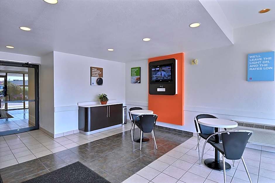 Motel 6-Danvers, MA - Boston North