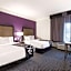 La Quinta Inn & Suites by Wyndham Oklahoma City North West Expressway