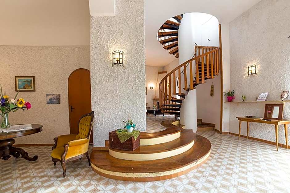 B&B Bouganville