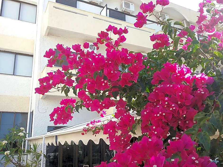 Esperides Hotel