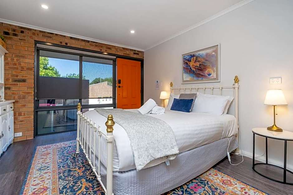 Peaceful 1BR Home near Canberra Hospital - Hosted by CanStay