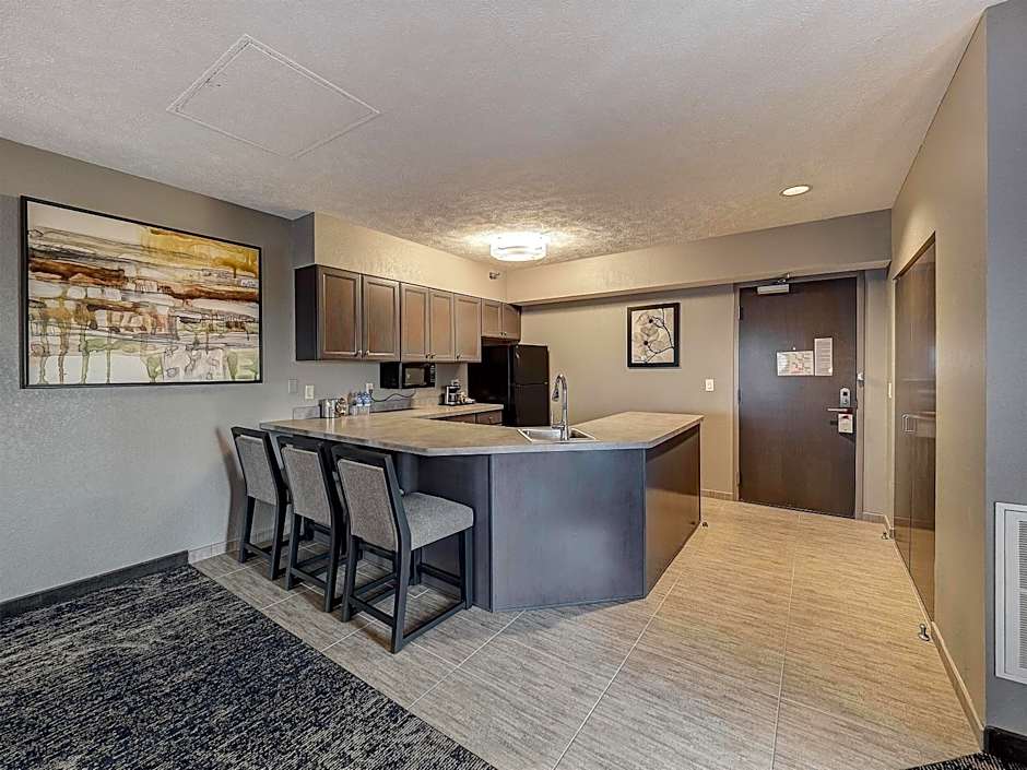 DoubleTree By Hilton Hotel Bloomington